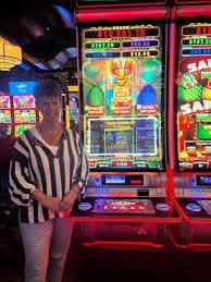 Cricket and football browsing view on pk999 sports pages for Bangladesh